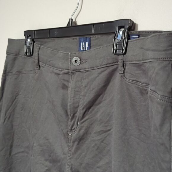 GAP Gray Khaki  - Picture 2 of 7